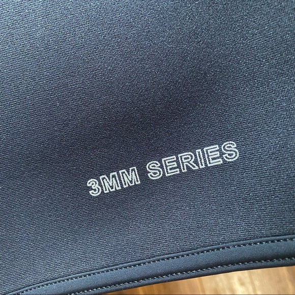 Lemorecn wet suit size Large (14) - Picture 5 of 7